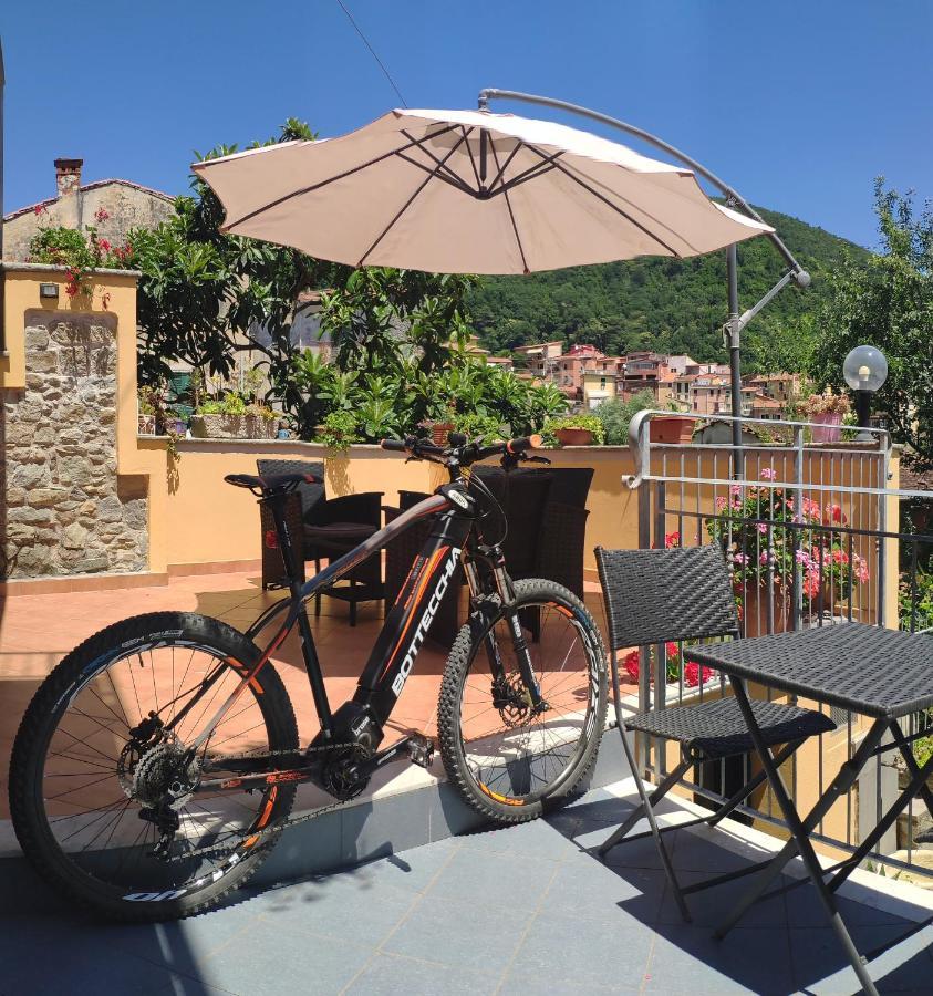 Pietra Di Mare Hotel Biassa Exterior foto